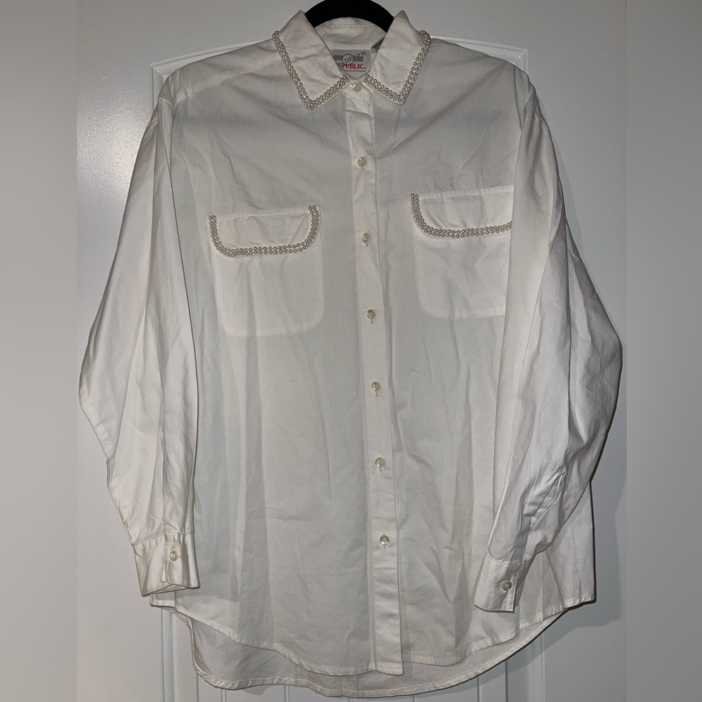 Vintage Pearl Colared Button Down